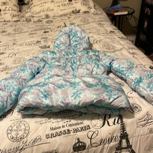 Brand new jacket still with tags never been worn - Picture 5 of 6